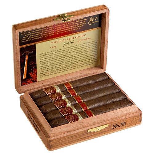 Padron Family Reserve Natural